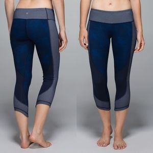 Lululemon Sashiko Wunder Under Cropped Leggings Size 8 Blue